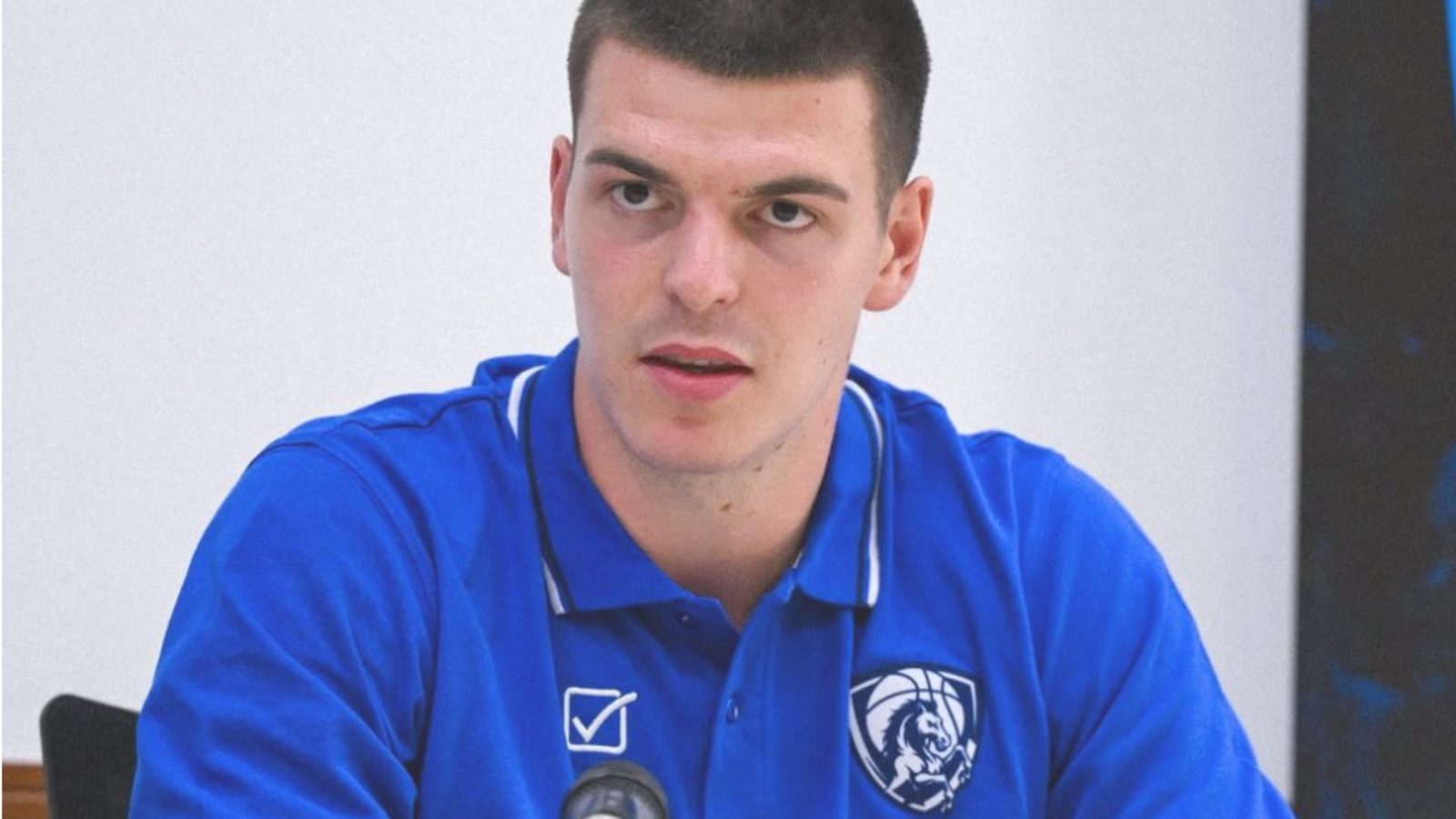 Андреј Јакимовски официјално претставен во Наполи